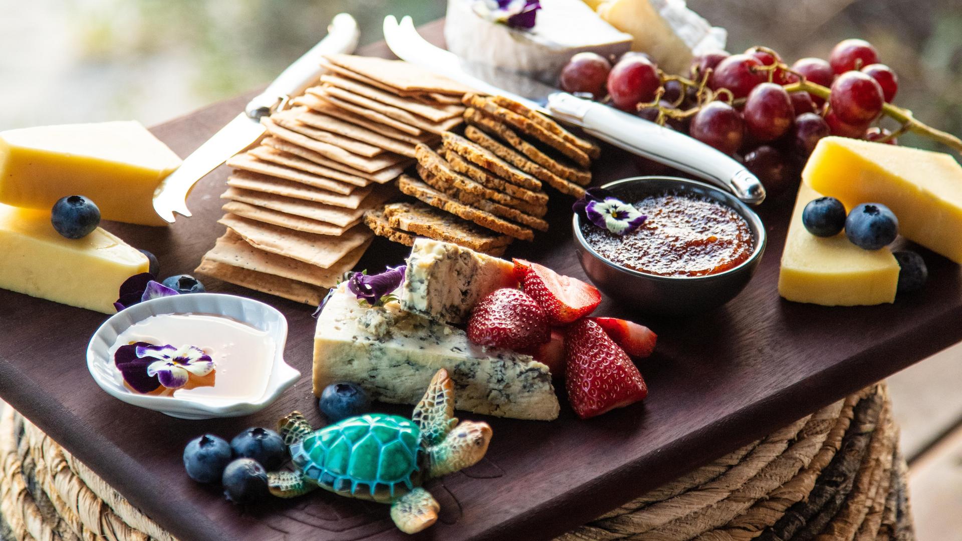 cheese & fruit platter